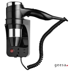 Geesa Σεσουάρ μαλλιών 3 ταχυτήτων, 1600W, με πρίζα για ξυριστική μηχανή, Black Geesa Σεσουάρ μαλλιών 3 ταχυτήτων, 1600W, με πρίζα για ξυριστική μηχανή, Black
